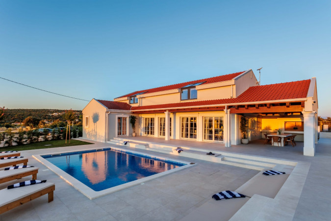 Villa Cypress Estate with heated pool, Dalmatia, Dvornica, Croatia Split
